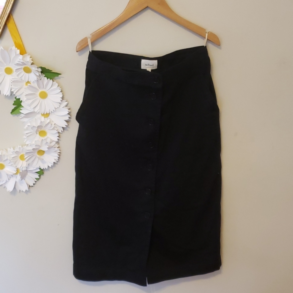NWT Aritzia Button-Down Lorient Midi Skirt